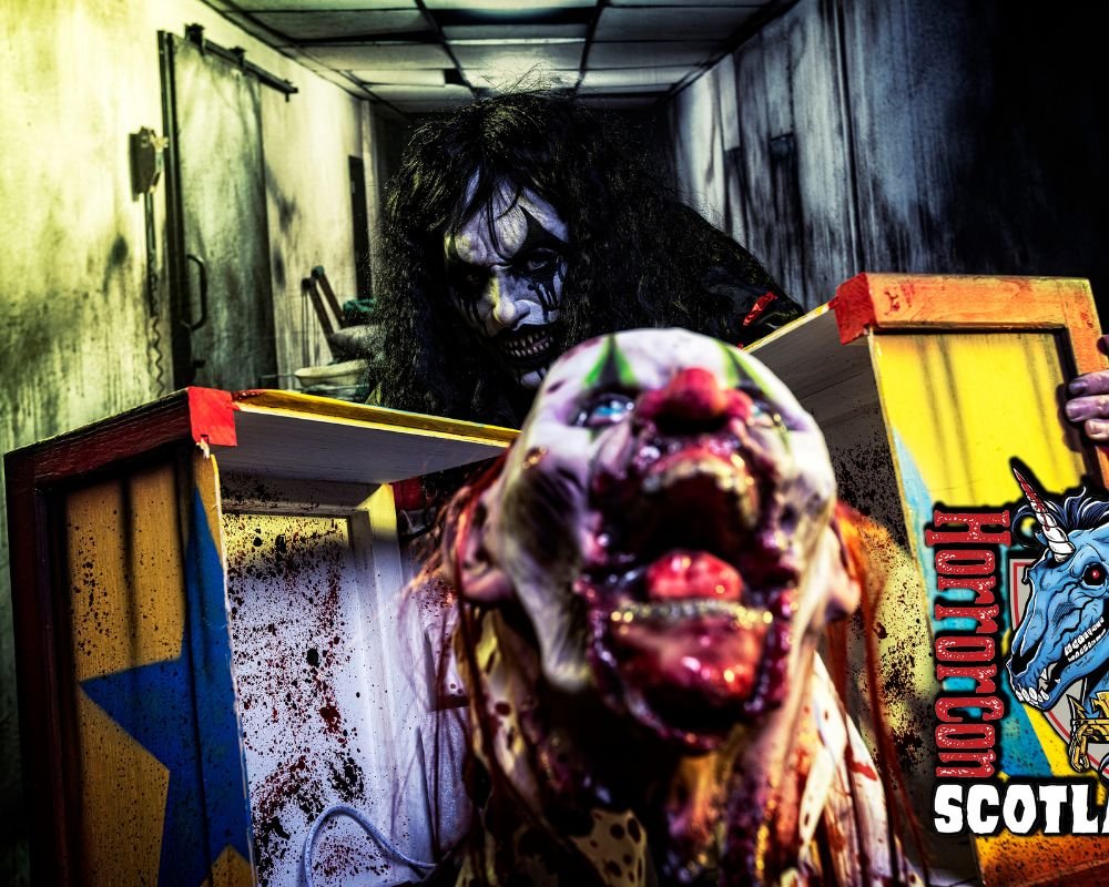 Person Getting Their Tongue Ripped Out 2 - Horror Con Scotland Person getting their tongue ripped out 2